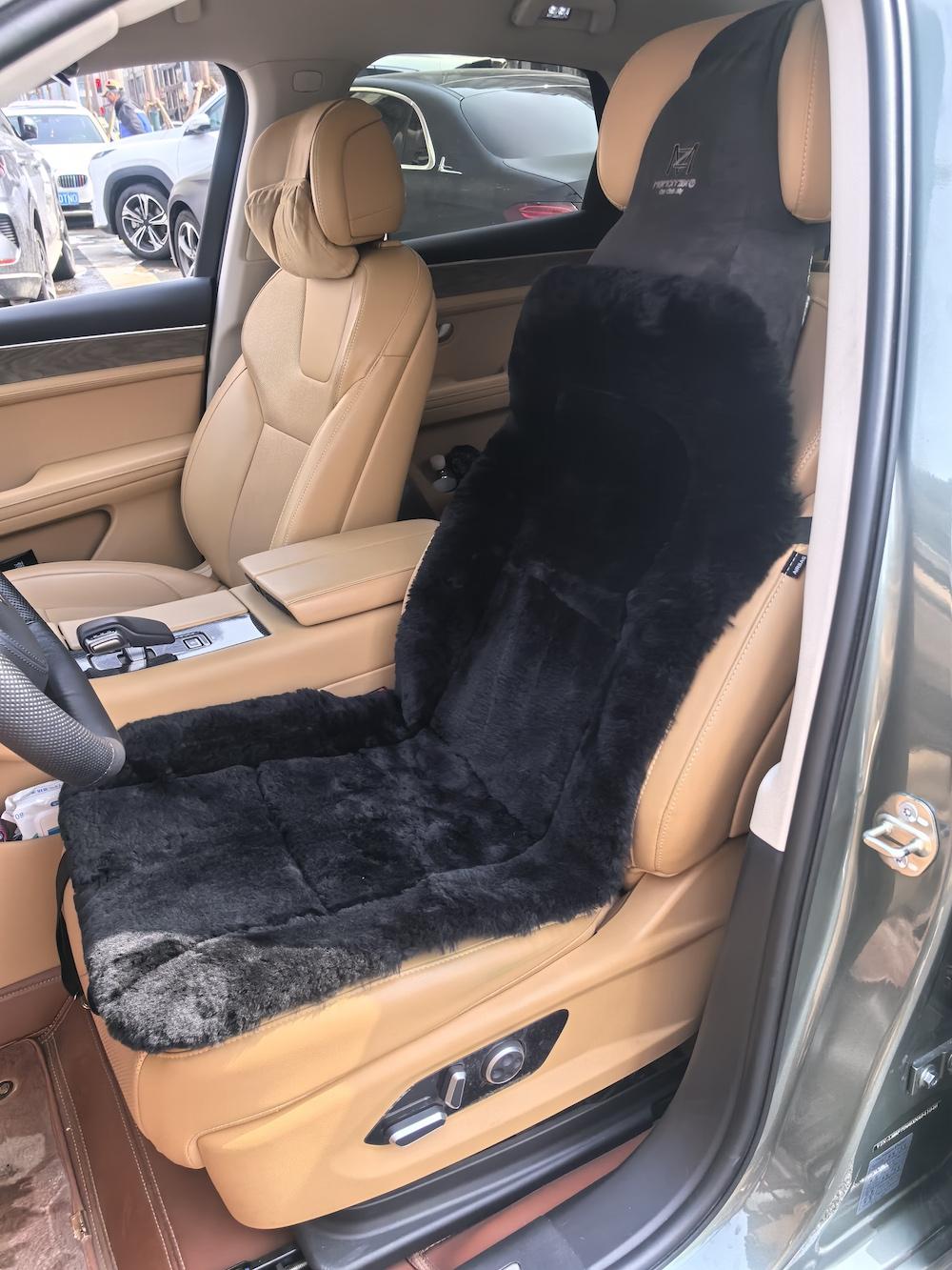 Natural Milan Sheepskin Single Rug